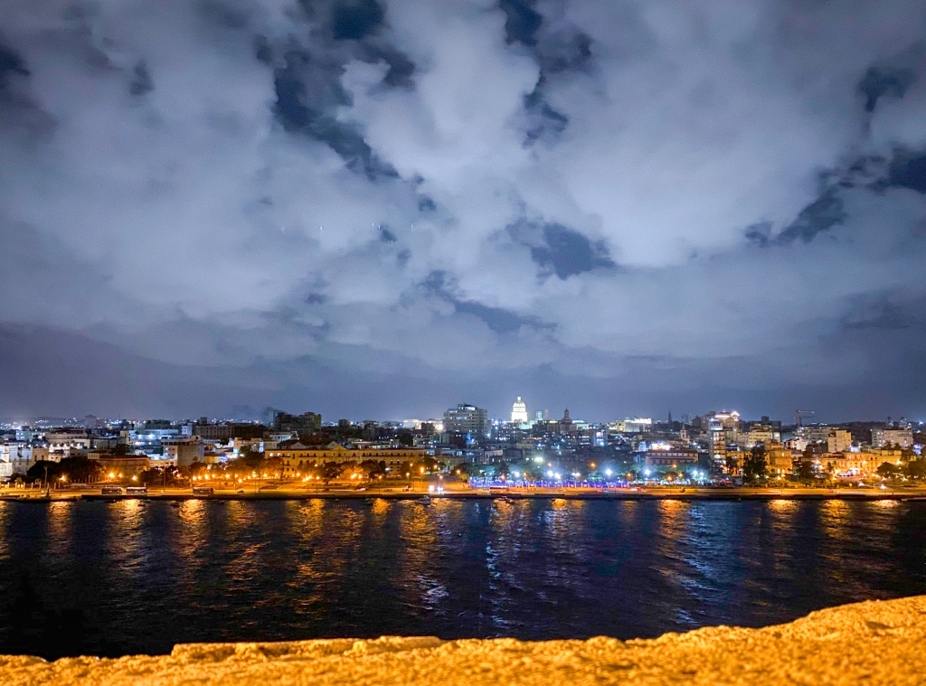 Havana night sky